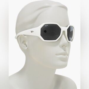 Ray-Ban Wrap
Sunglasses